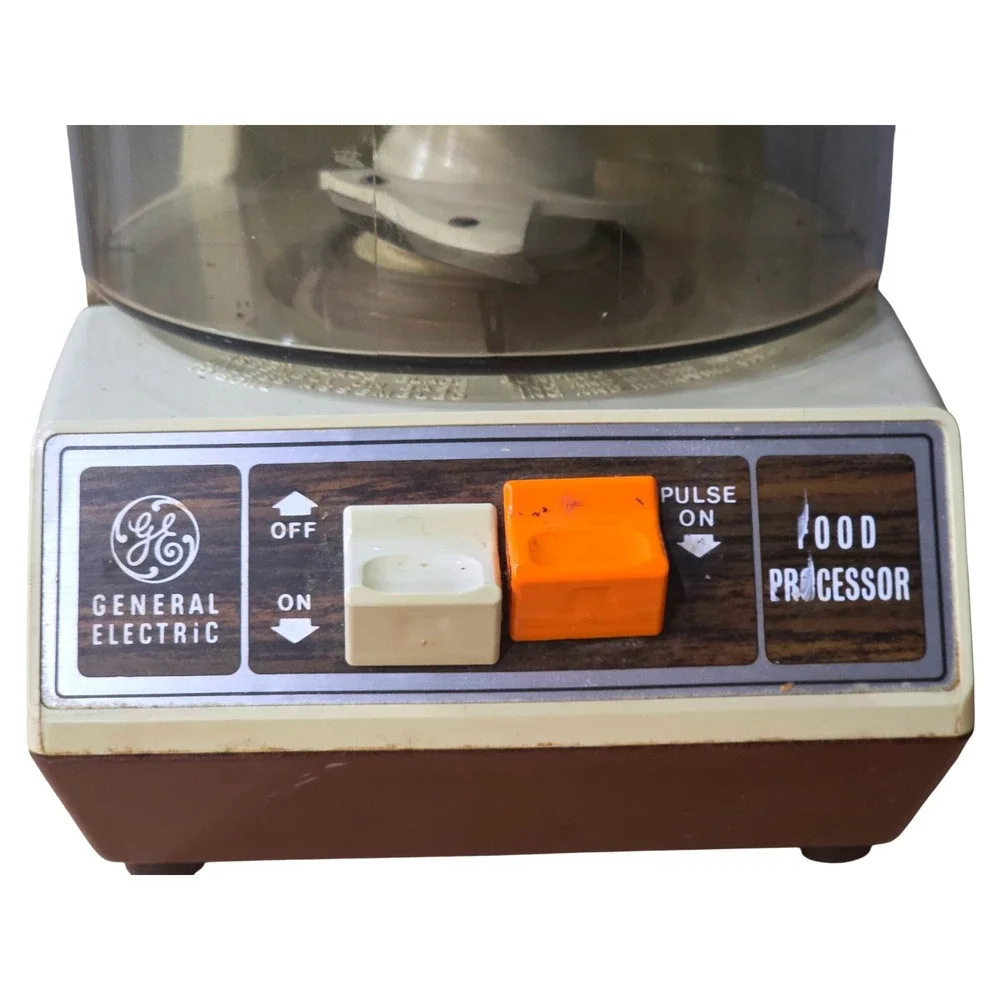 Vintage General Electric Food Processor FP-1‎ Woodgrain Retro Brown Cream 380W